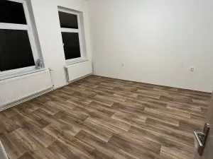 Prodej bytu 3+1, Jaroměř - Josefov, Na Trati, 75 m2