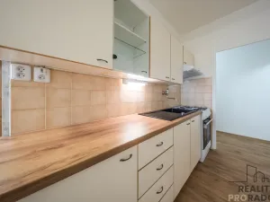 Prodej bytu 3+1, Veselí nad Moravou, Hutník, 74 m2