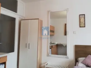 Pronájem pokoje, Mariánské Lázně, Kubelíkova, 24 m2