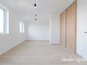 Pronájem bytu 2+kk, Brno, Jižní, 36 m2