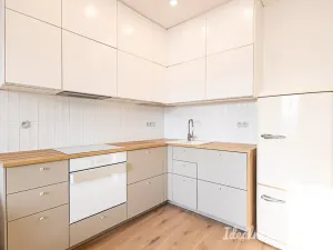 Pronájem bytu 2+kk, Praha - Vršovice, Přípotoční, 55 m2