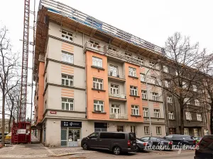 Pronájem bytu 3+1, Praha - Žižkov, Žerotínova, 72 m2