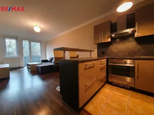 Pronájem bytu 2+kk, Praha - Letňany, Bechlínská, 53 m2