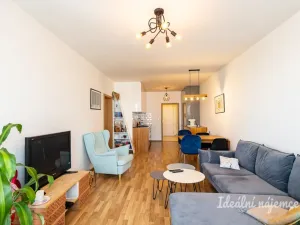 Pronájem bytu 2+kk, Praha - Strašnice, Zvěřinova, 68 m2