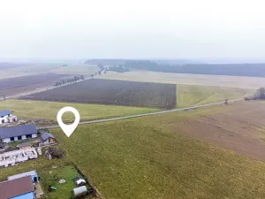 Prodej pozemku pro bydlení, Uhersko, 1000 m2