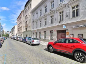 Pronájem bytu 1+kk, Praha - Vinohrady, Balbínova, 24 m2