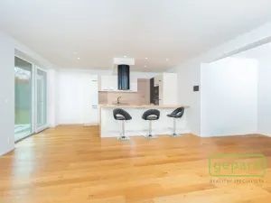 Prodej rodinného domu, Mníšek pod Brdy, U Kolejí, 200 m2