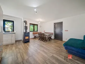 Prodej chaty, Hradec Králové - Malšovice, Rozkvět míru I, 64 m2