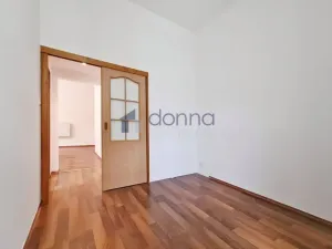 Pronájem bytu 3+kk, Praha, Hartigova, 53 m2