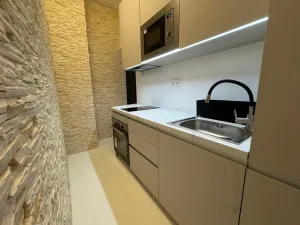 Pronájem bytu 2+1, Praha - Žižkov, Na Jarově, 65 m2