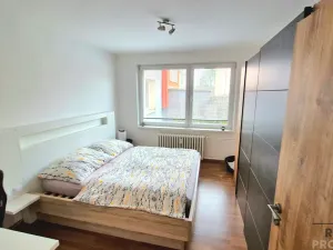 Pronájem bytu 2+1, Ostrava - Poruba, Otakara Jeremiáše, 60 m2