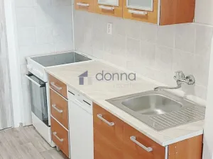 Pronájem bytu 2+kk, Praha, Kozmíkova, 52 m2
