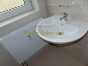 Pronájem bytu 2+1, Opava, Nákladní, 44 m2