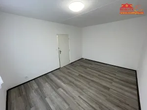 Pronájem bytu 1+1, Trutnov - Horní Staré Město, Mládežnická, 35 m2