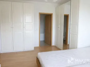 Pronájem bytu 2+kk, Praha - Vysočany, Jana Přibíka, 56 m2