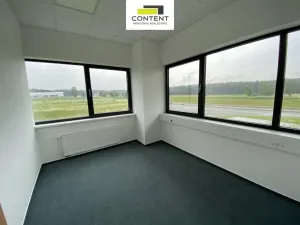 Pronájem výrobních prostor, Vejprnice, Tyršova, 7000 m2