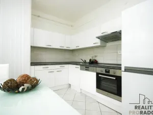 Prodej bytu 3+1, Drnholec, Hrušovanská, 80 m2