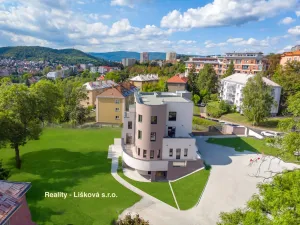 Pronájem komerční nemovitosti, Ústí nad Labem, Bělehradská, 33 m2