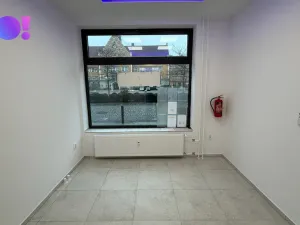Pronájem obchodního prostoru, Český Těšín, náměstí ČSA, 70 m2