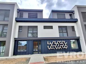 Pronájem bytu 2+kk, Vysoký Újezd, 69 m2