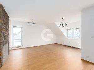 Prodej bytu 4+kk, Zlín - Mladcová, U Hřiště, 119 m2