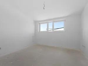 Prodej rodinného domu, Milovice, Modřínová, 104 m2