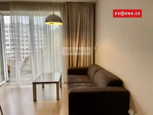 Pronájem bytu 2+kk, Zlín, Pod Křiby, 38 m2