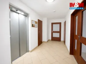 Prodej bytu 1+kk, Praha - Pitkovice, Penízovková, 37 m2