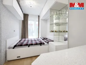 Prodej bytu 1+kk, Praha - Pitkovice, Penízovková, 37 m2