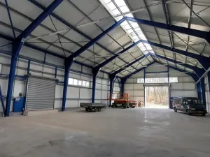 Pronájem výrobních prostor, Valašské Meziříčí - Bynina, 820 m2