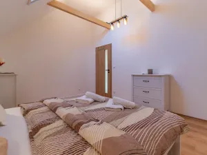 Prodej bytu 2+kk, Petrovice u Sušice - Jiřičná, 53 m2