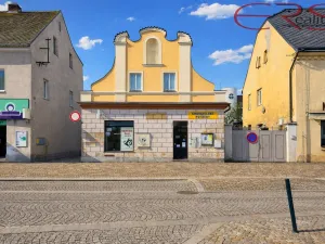 Prodej rodinného domu, Mnichovo Hradiště, Masarykovo náměstí, 200 m2