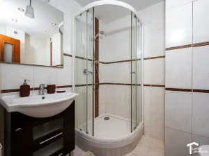 Pronájem bytu 1+kk, Pardubice - Polabiny, Prodloužená, 27 m2