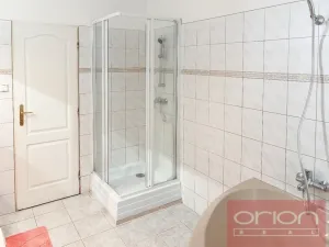 Pronájem rodinného domu, Praha - Nebušice, V březinkách, 365 m2
