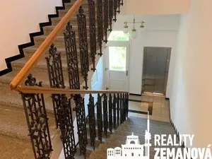 Pronájem bytu 1+kk, Praha - Vinohrady, Korunní, 31 m2