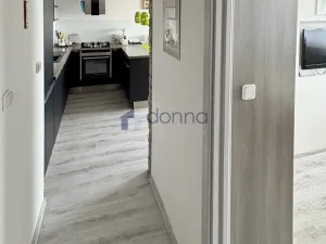 Pronájem bytu 2+kk, Praha, Konstantinova, 42 m2