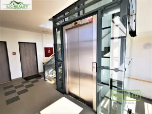 Pronájem bytu 3+kk, Plzeň, Na Roudné, 96 m2