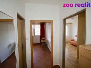 Pronájem bytu 1+1, České Budějovice, Staroměstská, 43 m2