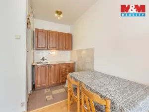 Prodej bytu 1+kk, Praha, Hlavatého, 27 m2