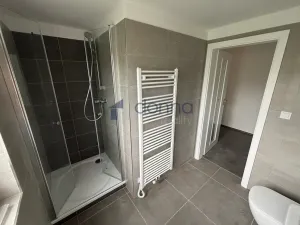 Pronájem bytu 2+1, Praha, Mikšovského, 57 m2