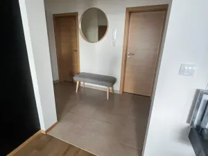 Pronájem bytu 2+kk, Praha - Vysočany, Sousedíkova, 48 m2