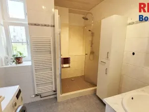 Prodej bytu 2+1, Znojmo, Na Vinici, 56 m2