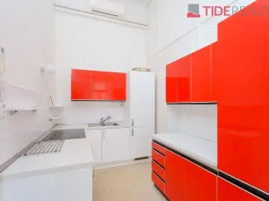 Prodej bytu 4+kk, Praha, Senovážné náměstí, 94 m2