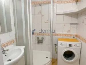 Pronájem bytu 3+1, Praha, Brandlova, 72 m2