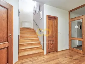 Prodej rodinného domu, Mořina, 239 m2