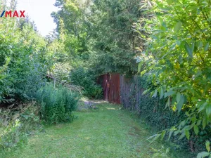 Prodej zahrady, Lom, 738 m2