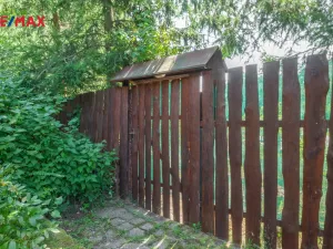 Prodej zahrady, Lom, 738 m2