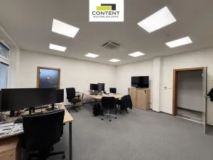 Pronájem skladu, Praha - Řeporyje, Ořešská, 830 m2