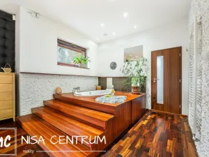 Prodej rodinného domu, Liberec, Josefinino údolí, 430 m2