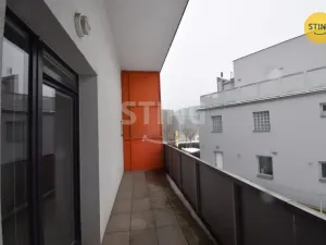 Pronájem atypického bytu, Zlín, Zahradní, 46 m2